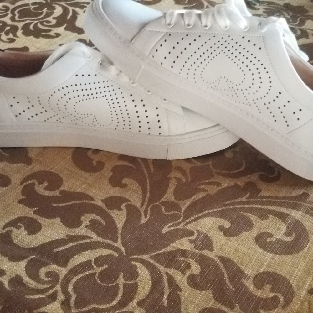 Size 7 NEW Kate Spade NY Ashlyn Sneaker W…